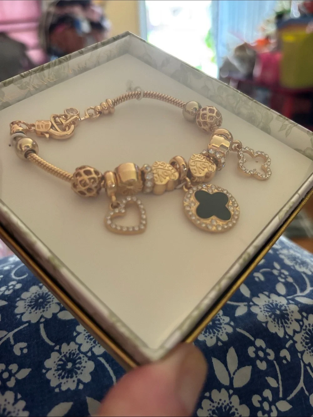 Adrienne Vittadini chic gold